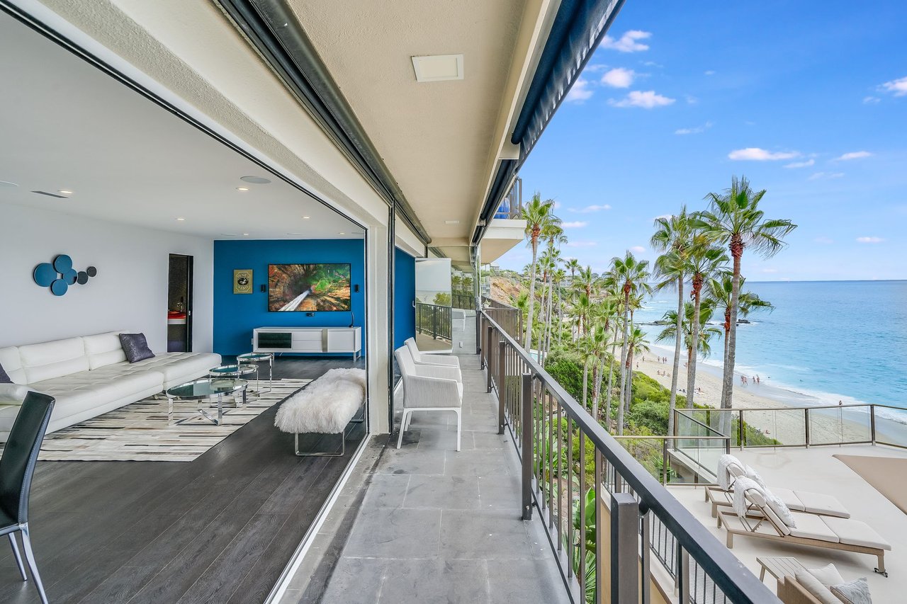 For Sale - Laguna Beach Oceanfront Condo