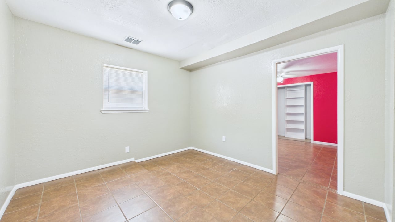 1006 N Texas Ave