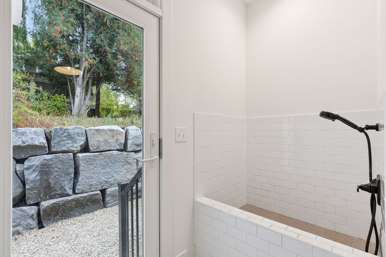 550 Orono Orchard Road S, Orono