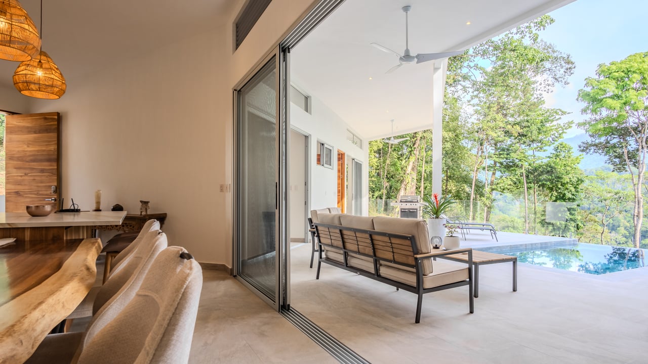 An Exclusive, Sunny Ridge-Top 4-Bed Designer House With Unforgettable Mountain & Jungle Views