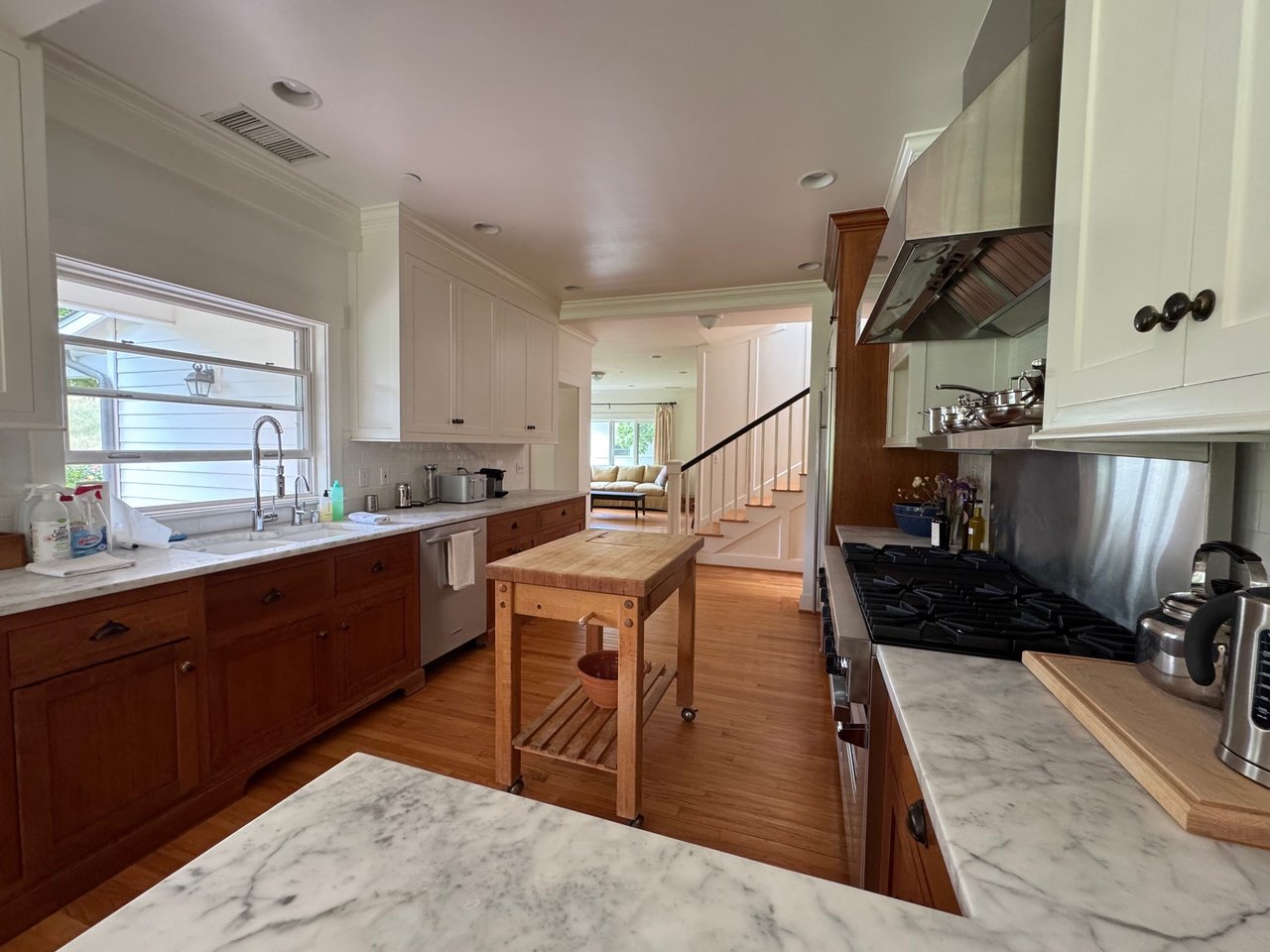 Country Farmhouse for Rent