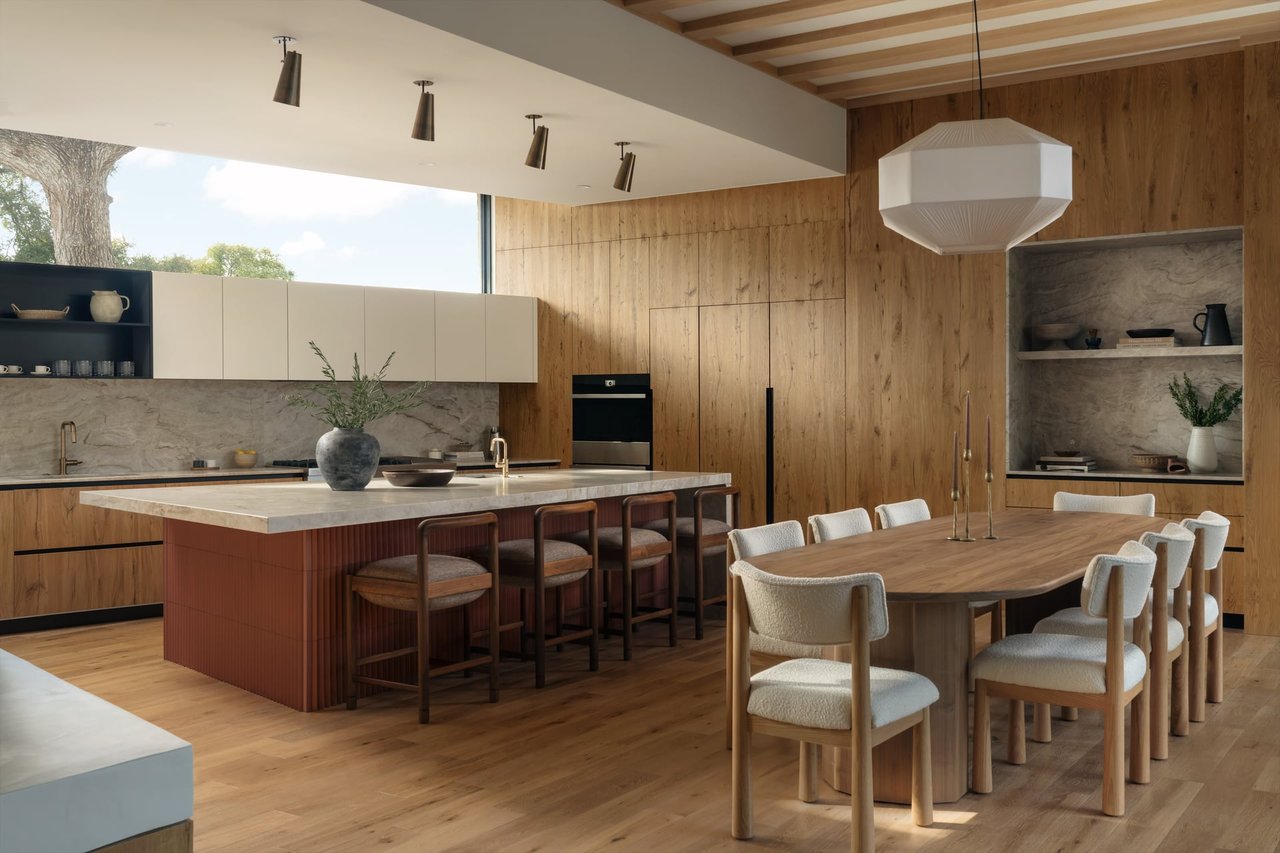 2702 Rockingham Drive