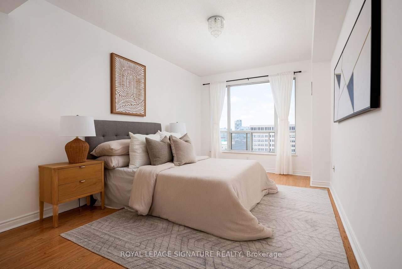 PENTHOUSE FOR DOWNTOWN LIVING 