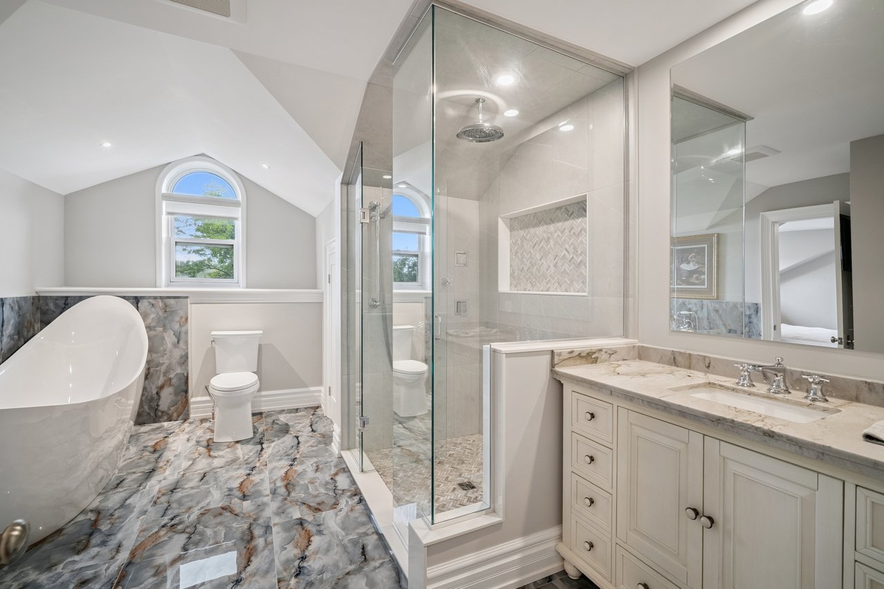 Extraordinary Equestrian Estate
