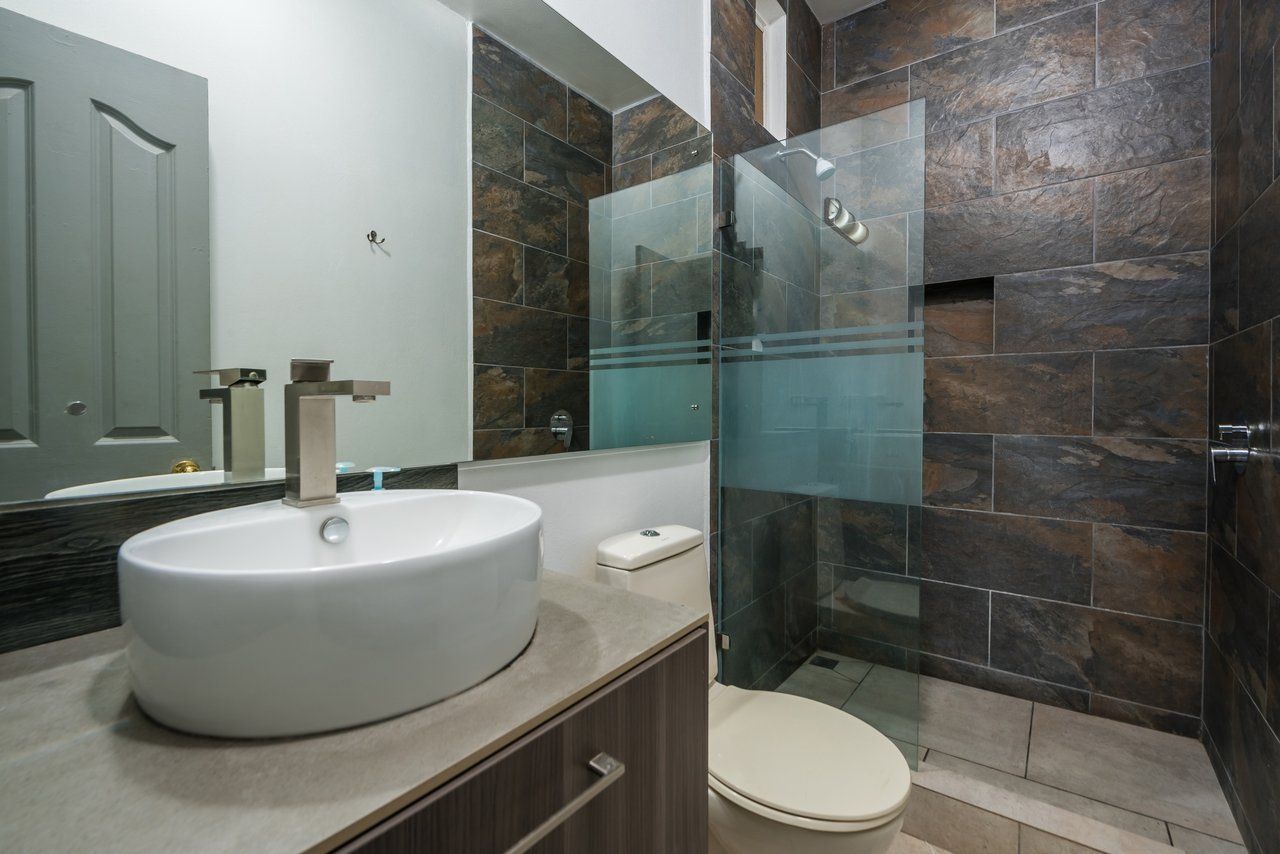 Portofino A4 | Renovated 2-Bed Condo Just 200m from Tamarindo Beach