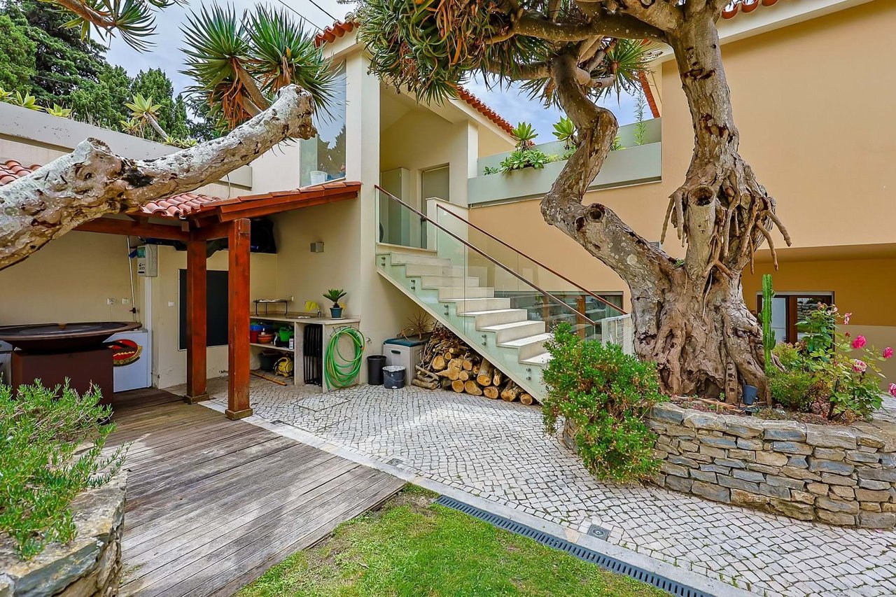 Trophy 5+2 Bedrooms Villa in Gandarinha,  Cascais’ Crown Jewel of Discrete Luxury and Sustainability