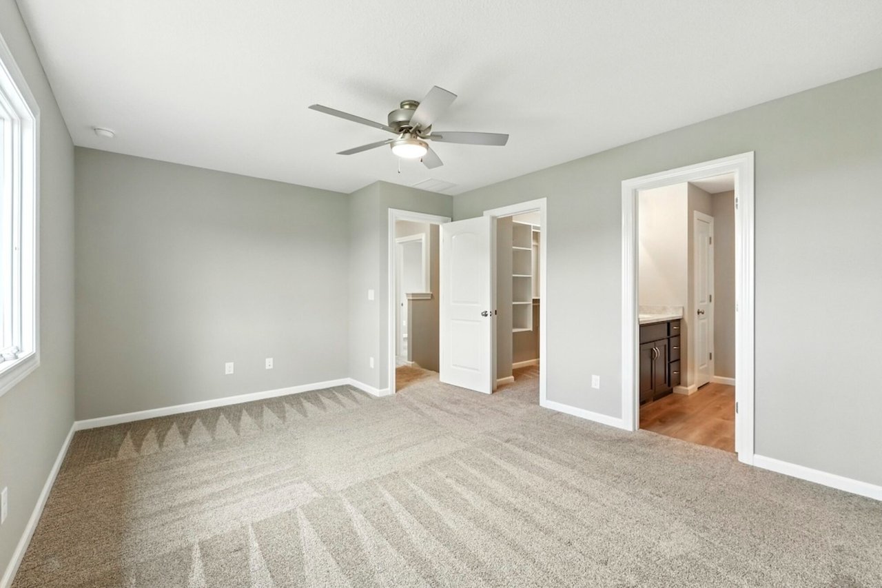 885 Zenos Blvd