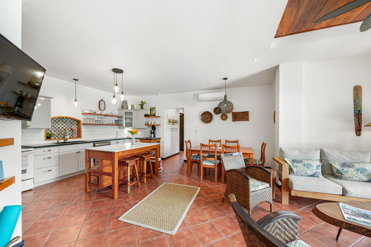 Casa Mimosa | Versatile Luxury Retreat Just 3 Minutes from Flamingo Beach