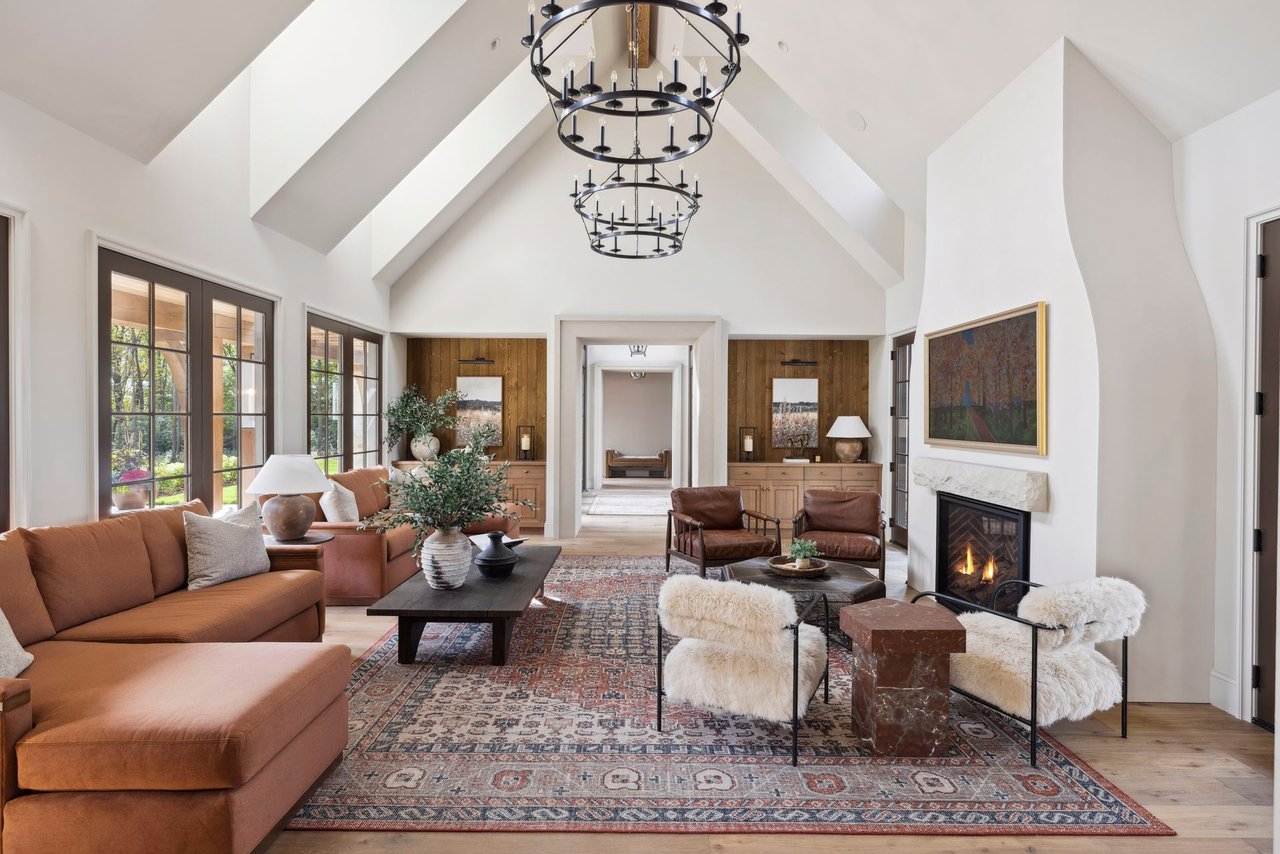 2295 Tamarack Drive, Medina