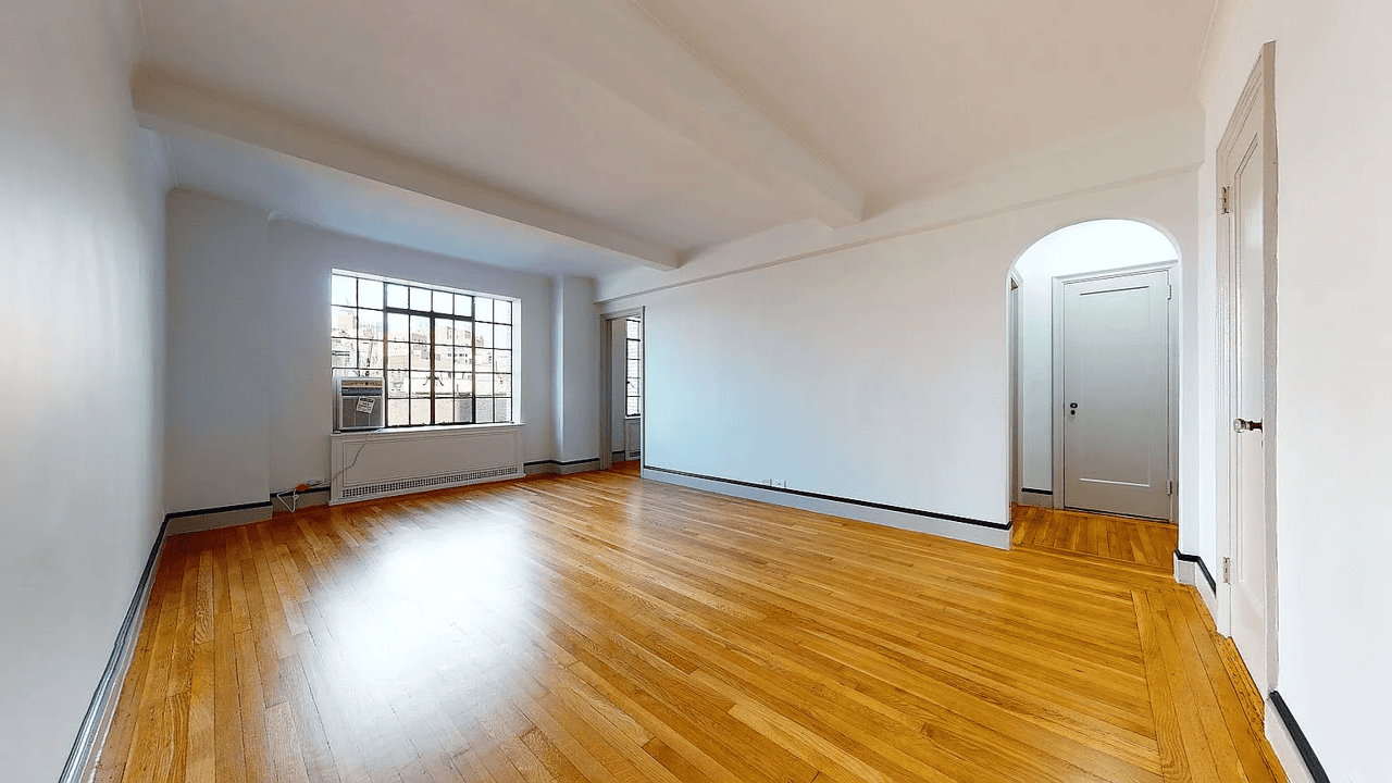 1 Christopher St APT 7A