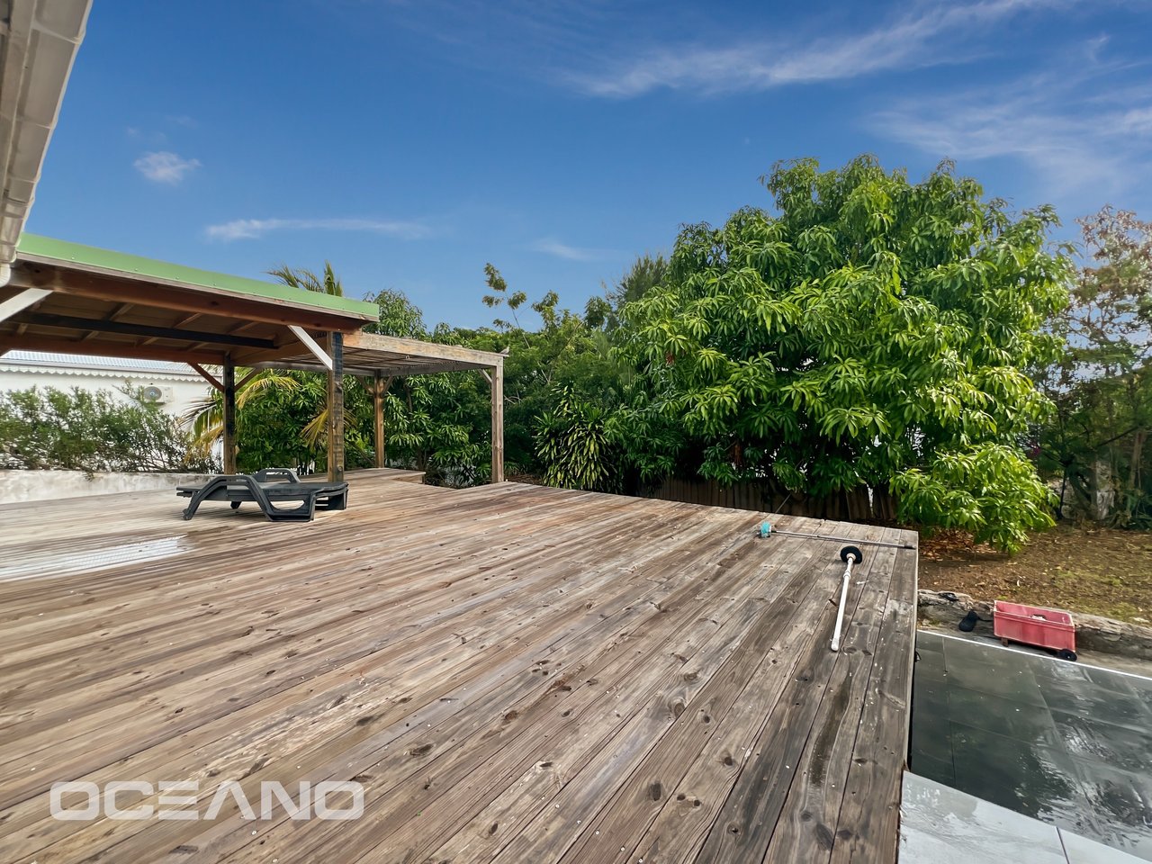 Renovation Opportunity – 90 m² Home with Expansion Potential – OCEANO Christie’s International Real Estate