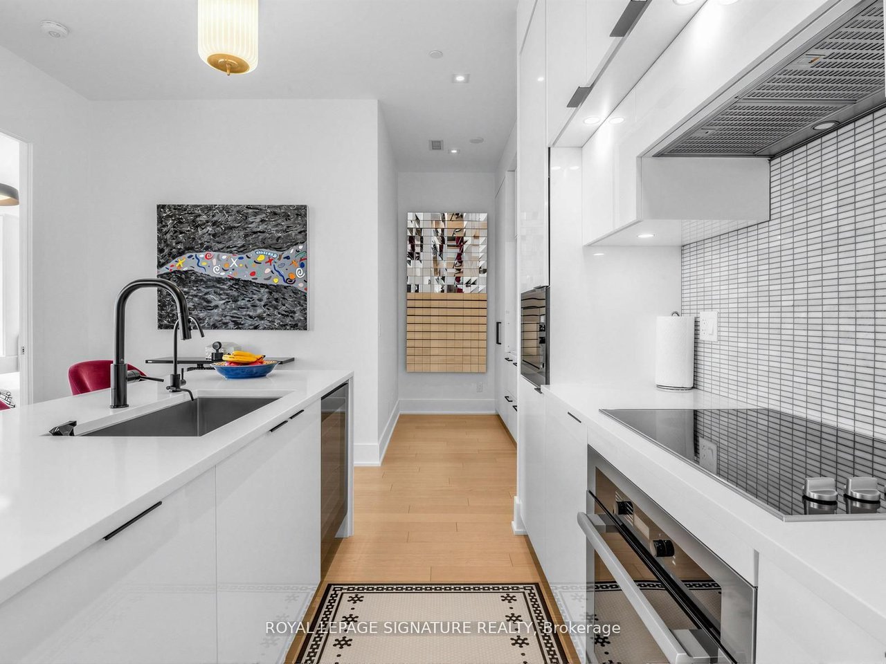 J. DAVIS HOUSE PENTHOUSE 