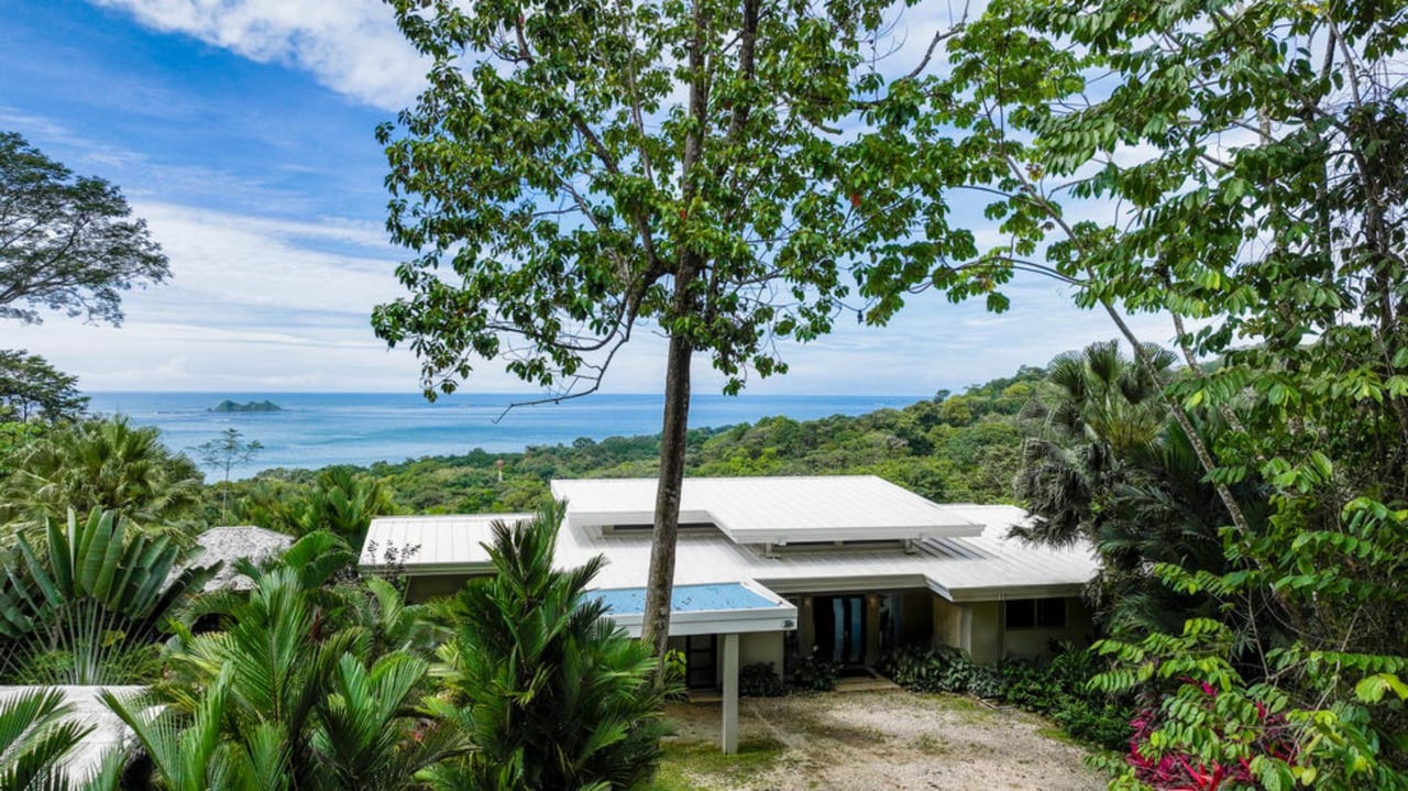 Balinese Luxury Yoga Villa, Uvita, Puntarenas