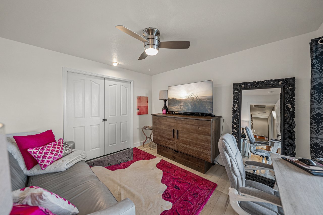 13247 THOROUGHBRED DR