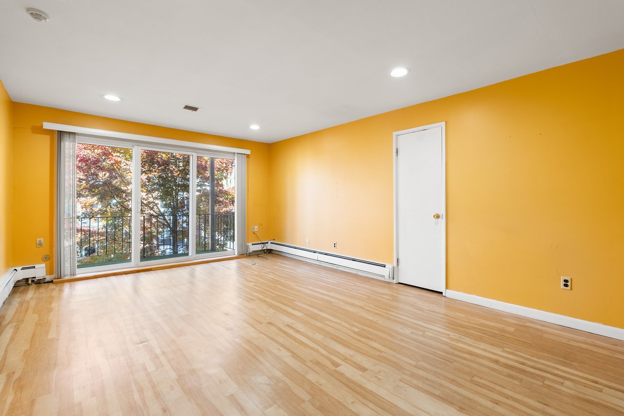 30 PLEASANT DR #9