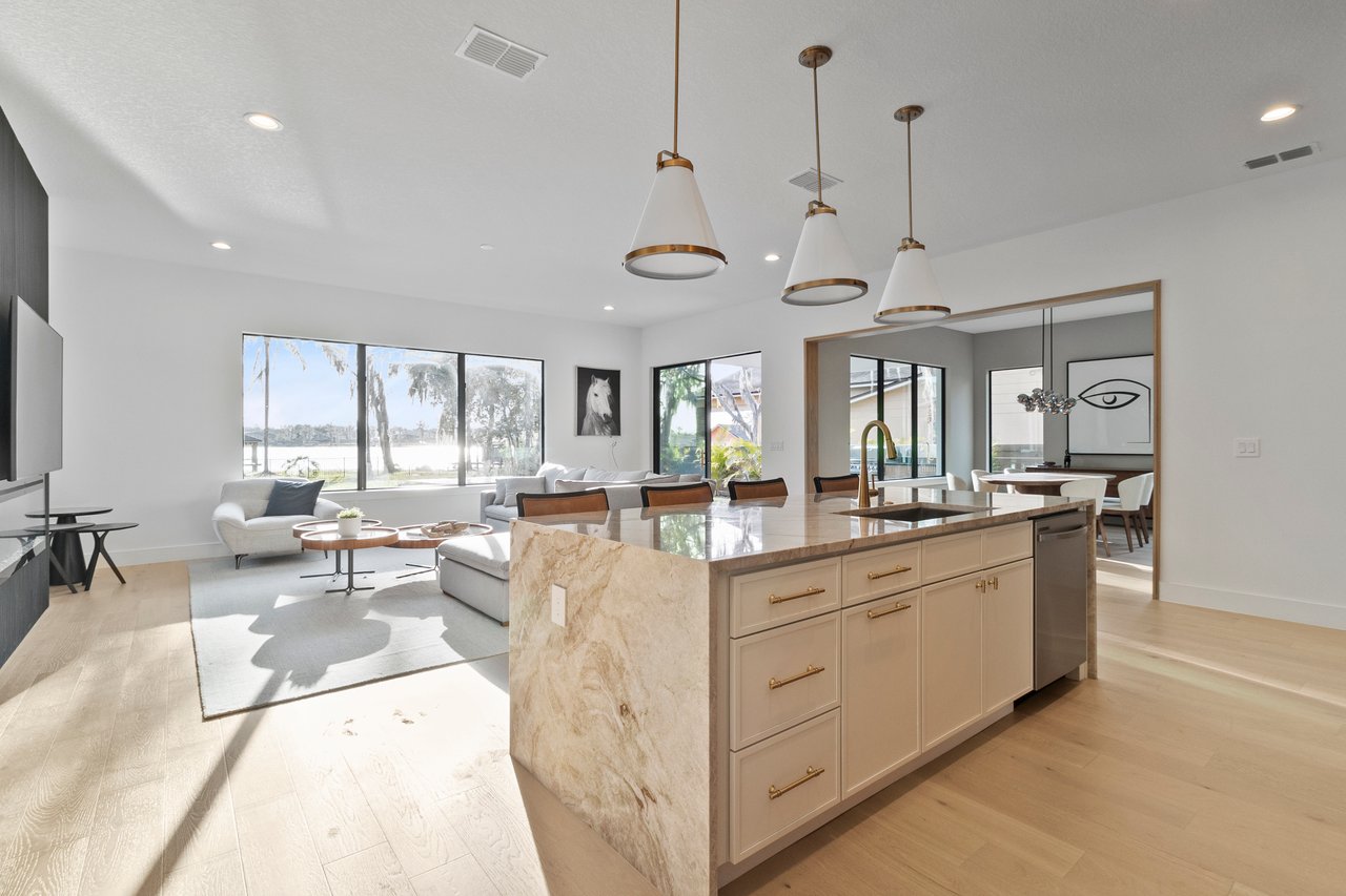 6564 Lagoon St, Windermere