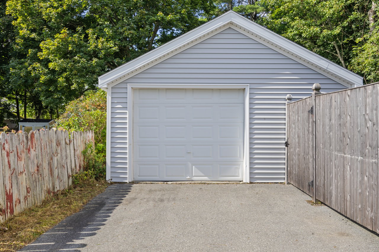 16 Lowell Street