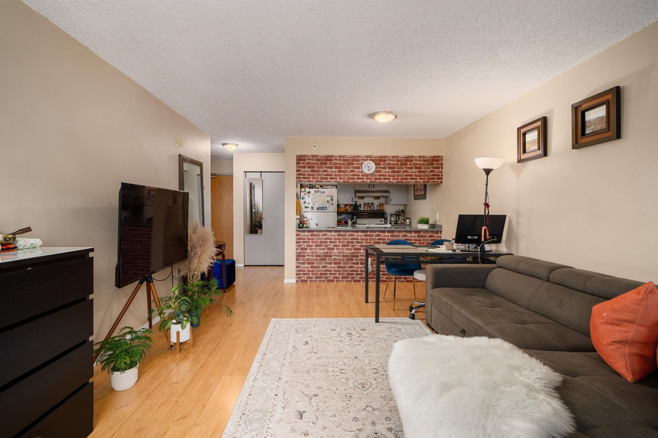 1060 Alberni St, #809
