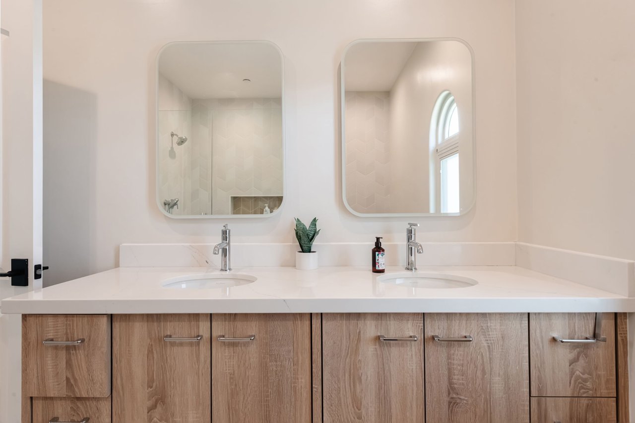 4235 Lafayette Place