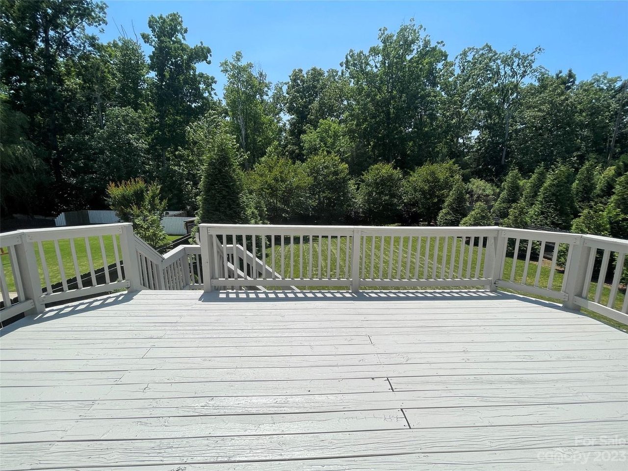 1208 Rockwell View Rd