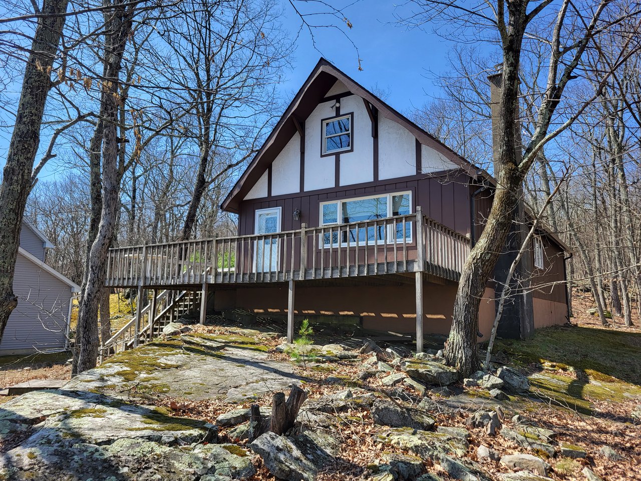 Home Styles You Will Find In Saw Creek Estates