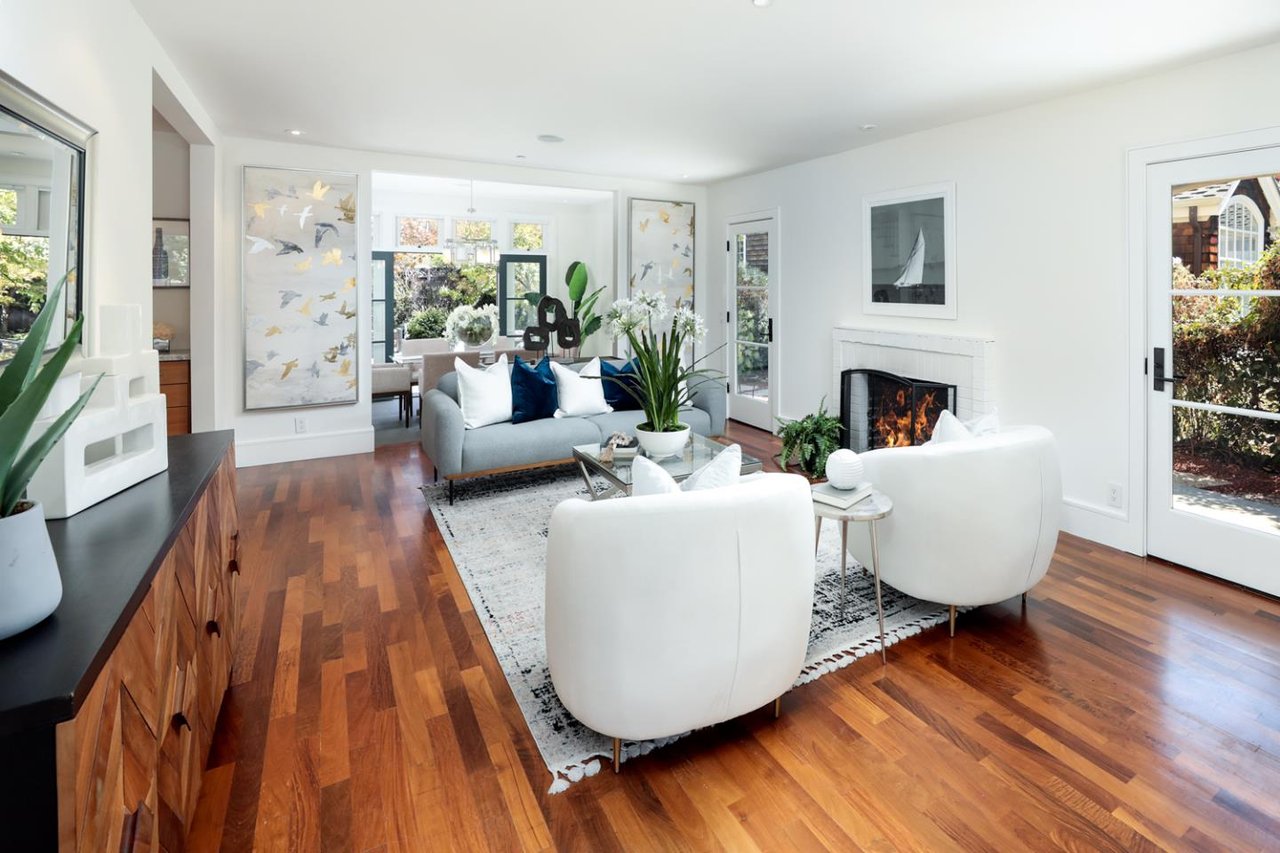 218 Stanford Ave