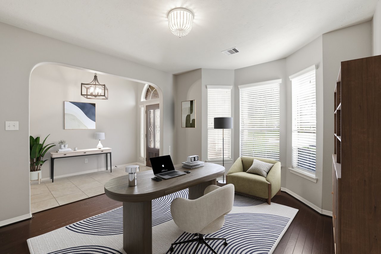 2412 Via Montesano