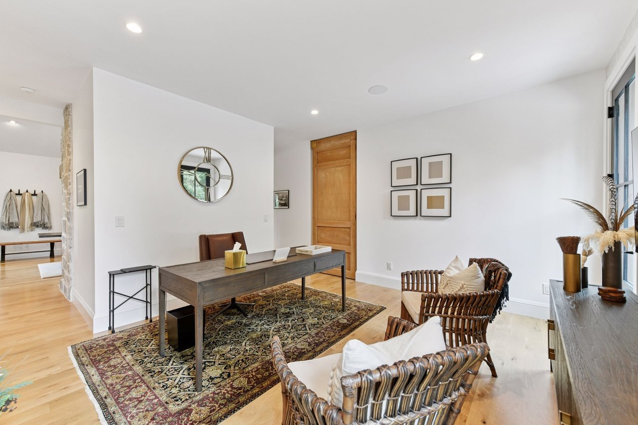 2782 Willow Drive, Medina