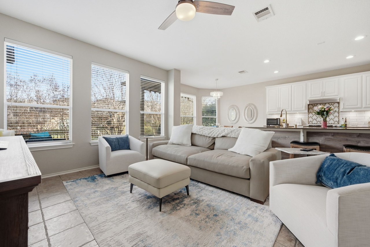 Elegantly Updated Lakeway Retreat w/ New Roof