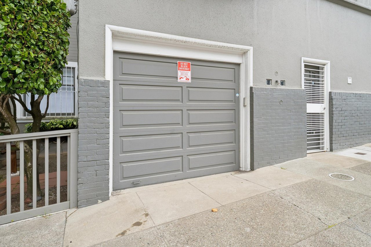 Completely Remodeled Luxury in Cow Hollow