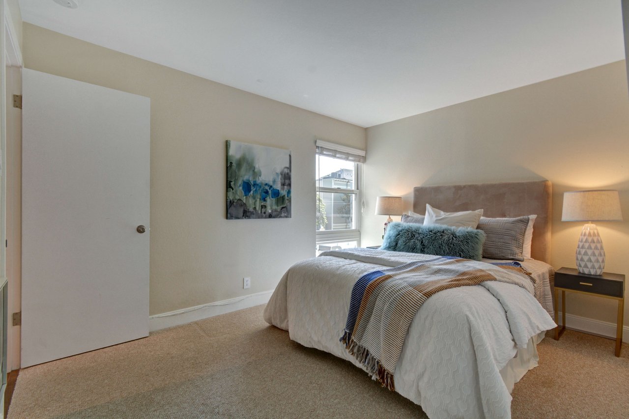Bright and Updated Condo