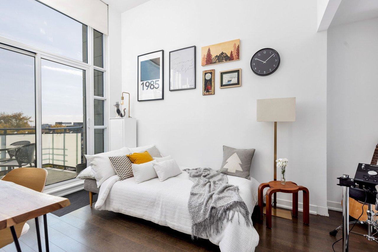 Leslieville Loft Penthouse with Stellar Sunsets