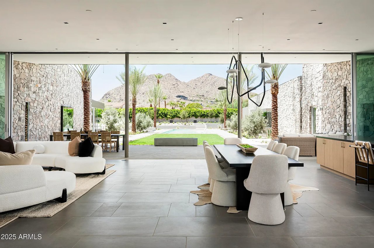 5120 N CASA BLANCA Drive