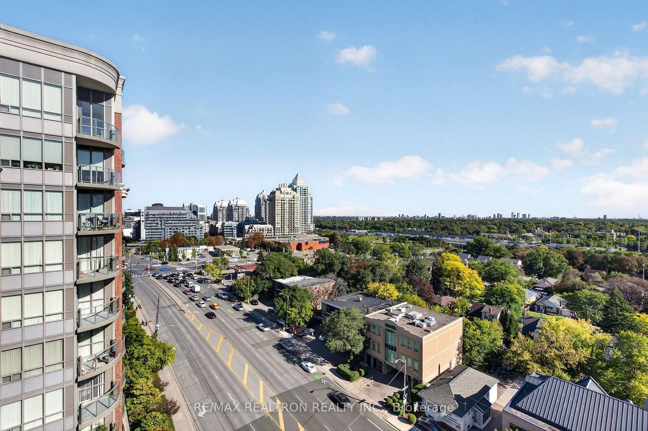 NORTH YORK LUXURY 