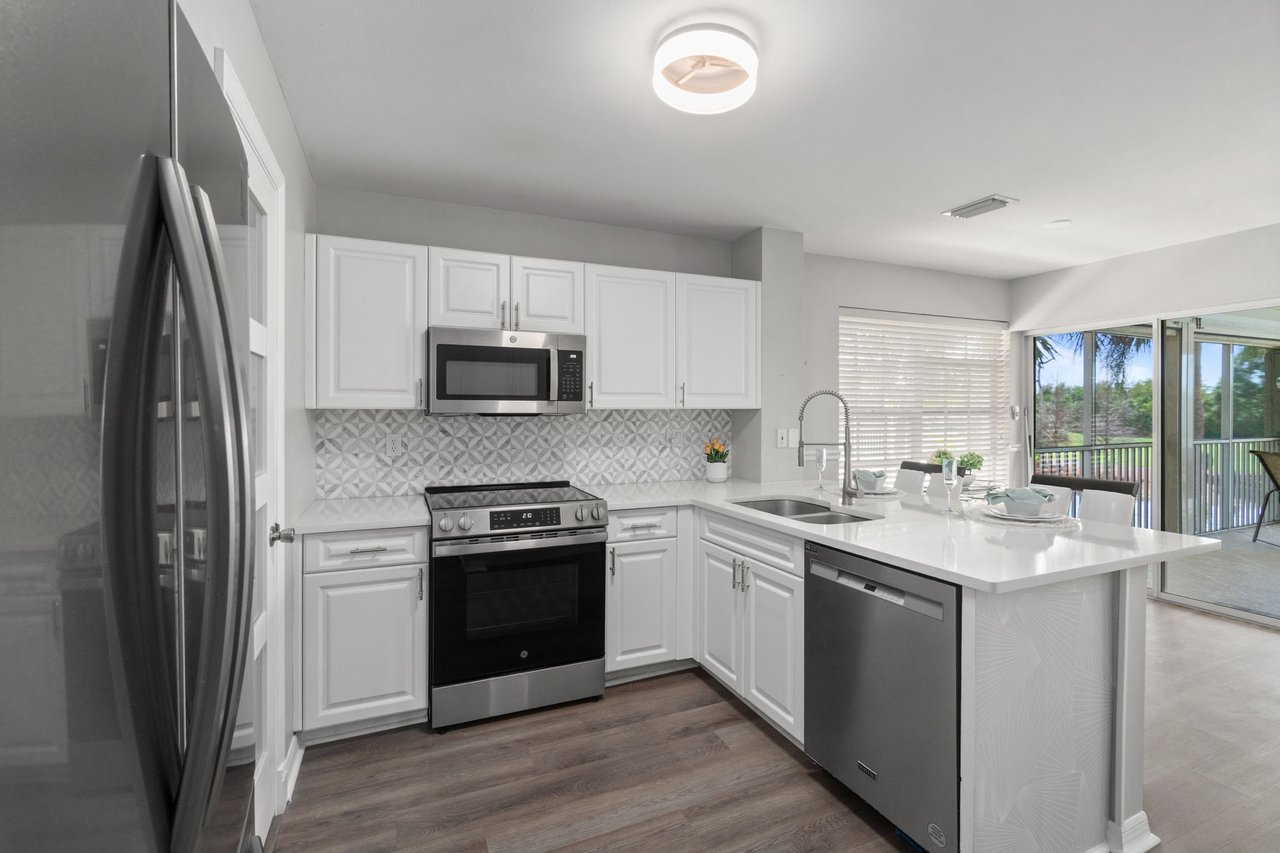 8241 Grand Palm DR # 2