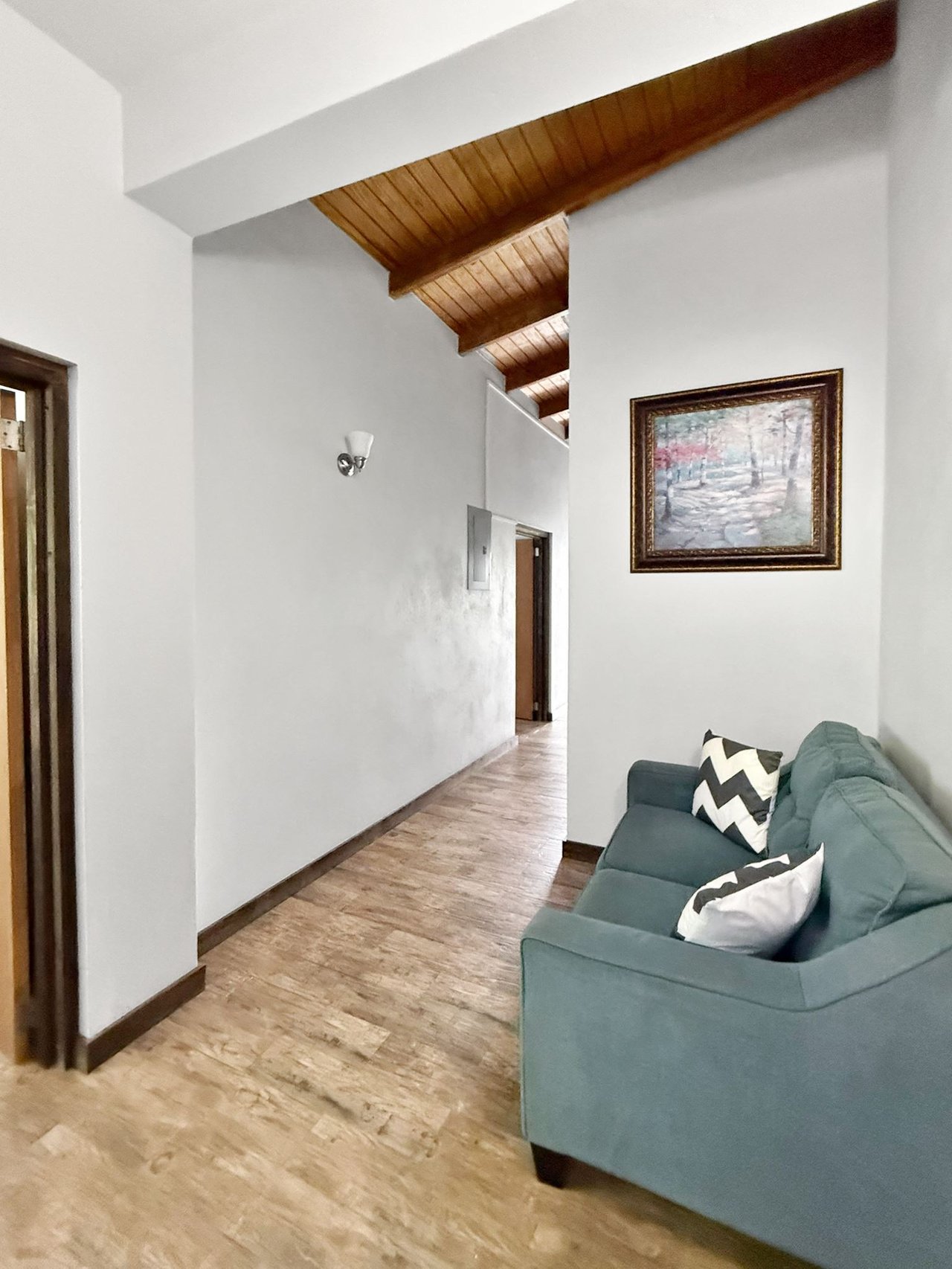 1051 Mount Healthy 2 Bedroom Townhouse