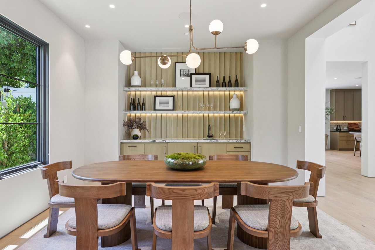 4113 Woodman Ave, Sherman Oaks