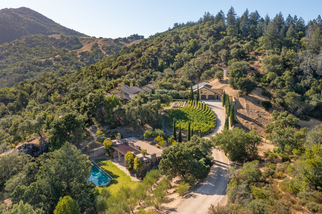 Oakville Vineyard Estate