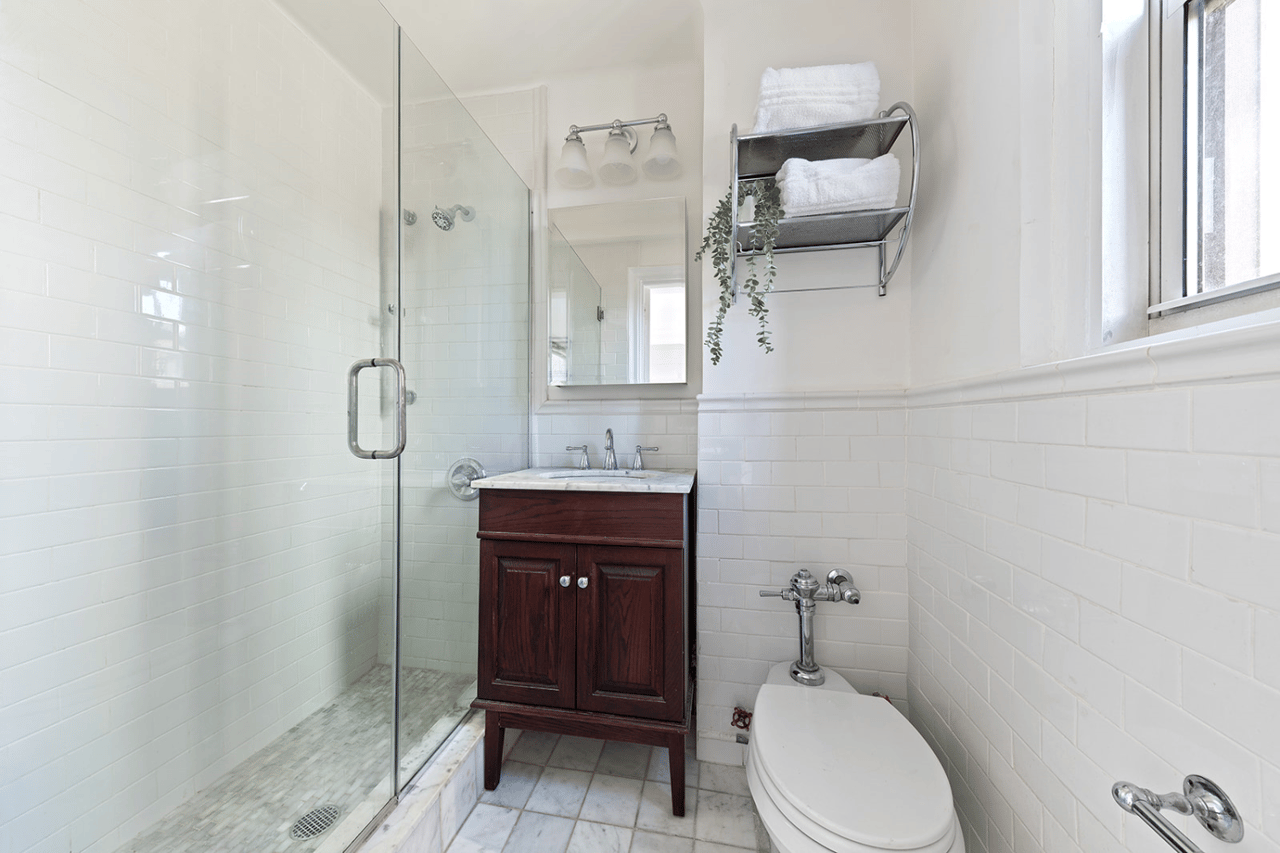 70 Remsen Street Unit: 9E