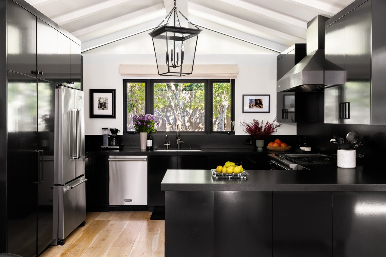 1853 Franklin Canyon Dr, Beverly Hills