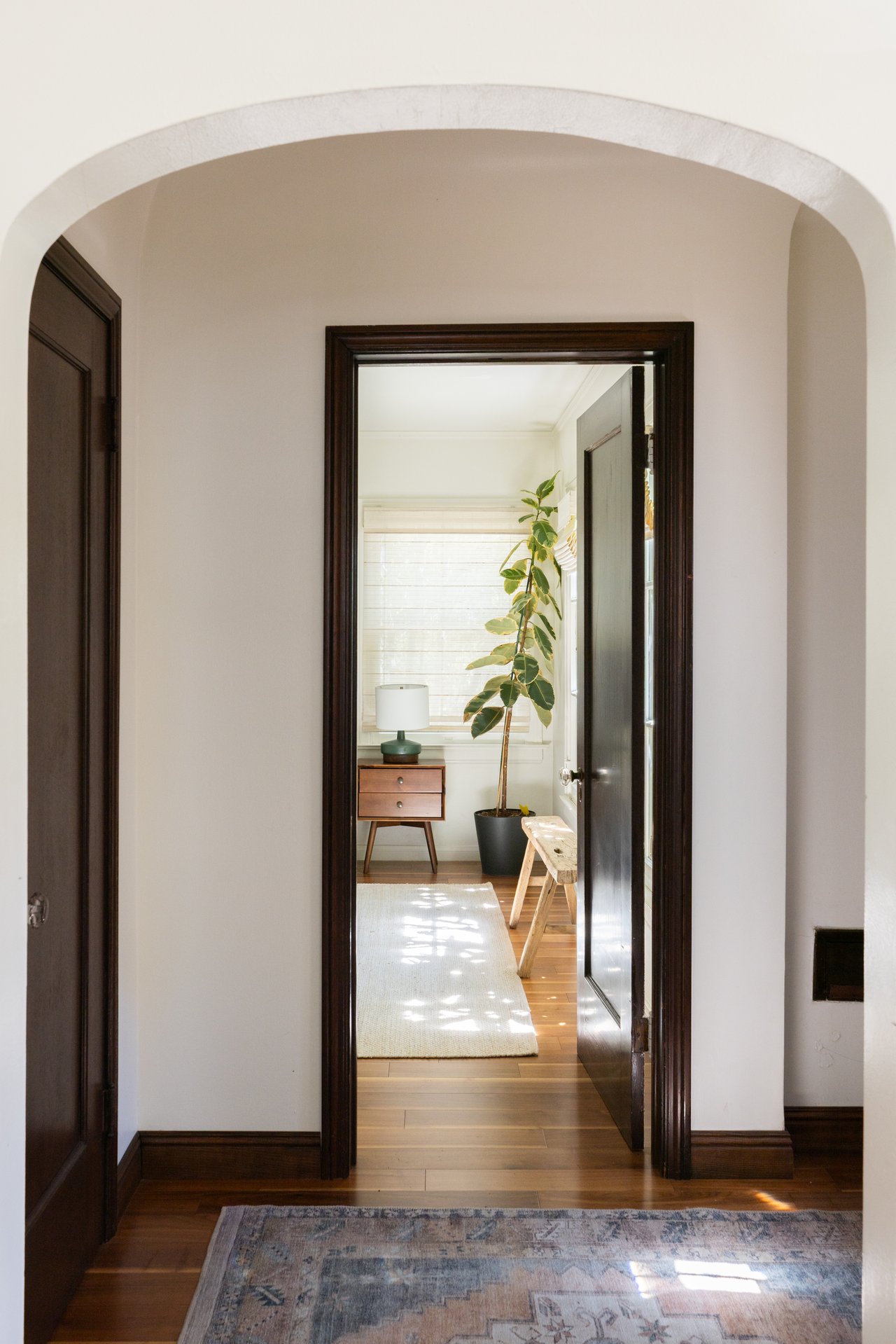 851 Masselin Ave, Miracle Mile