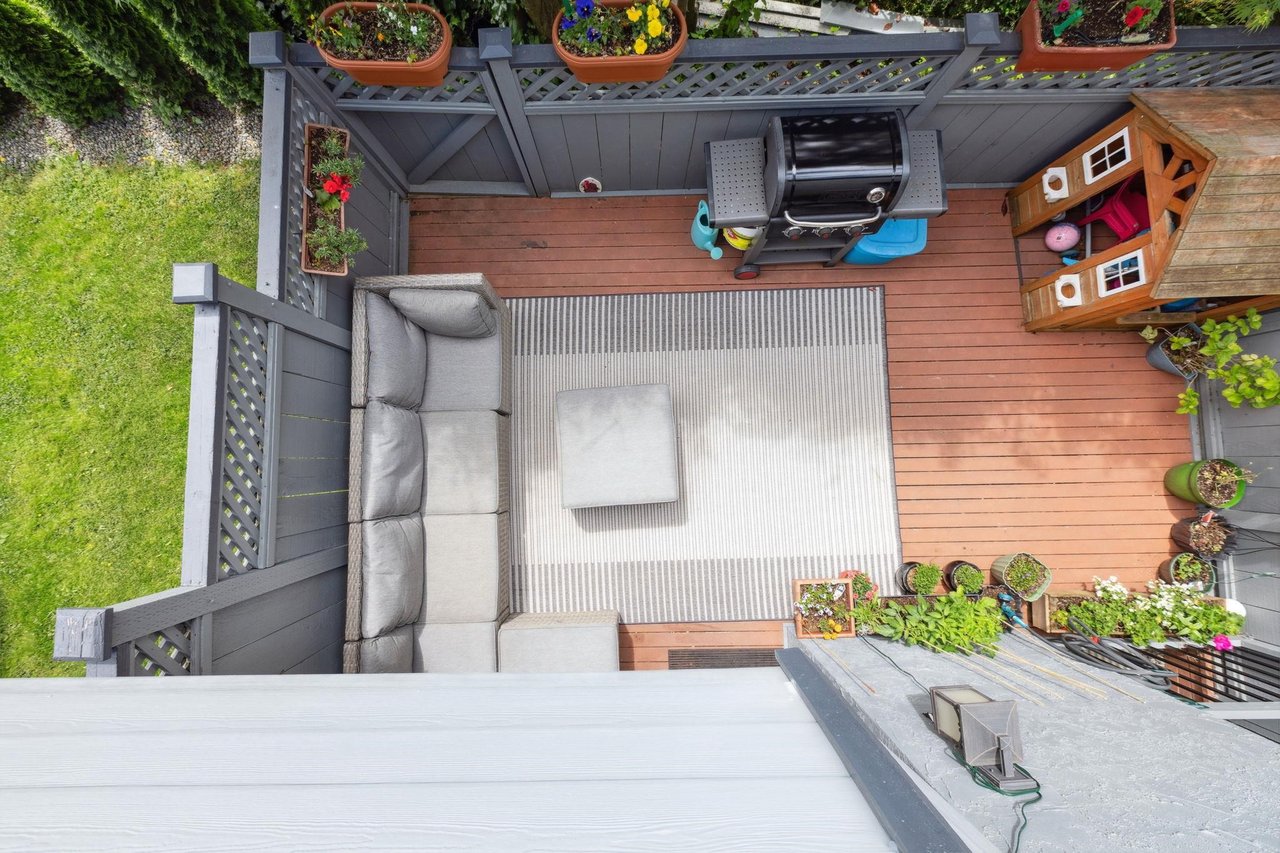 17-225 W 14th St