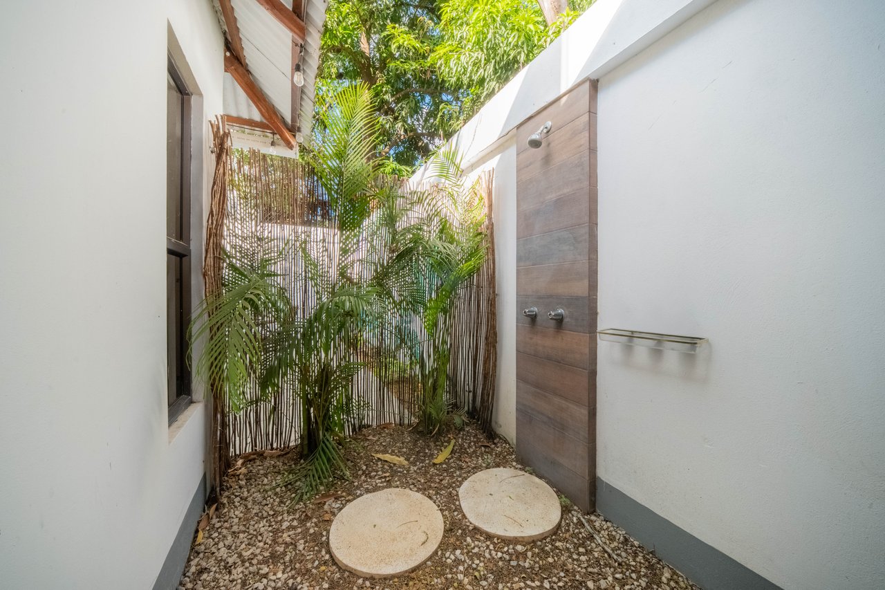 Hotel Curiol | Turnkey Boutique Jungle Hotel with Restaurant & Bar in Potrero