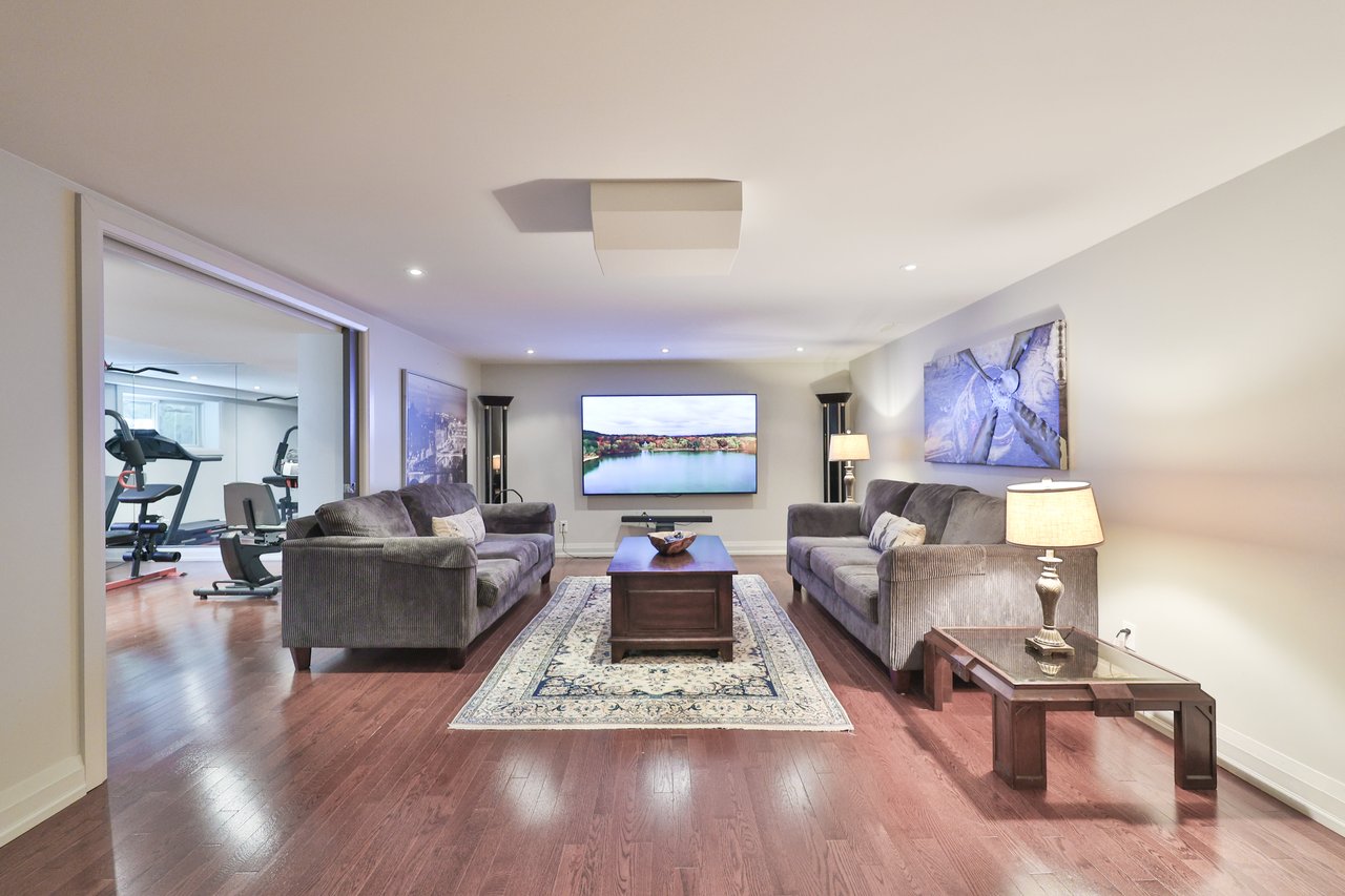 342 Pomona Avenue, Burlington