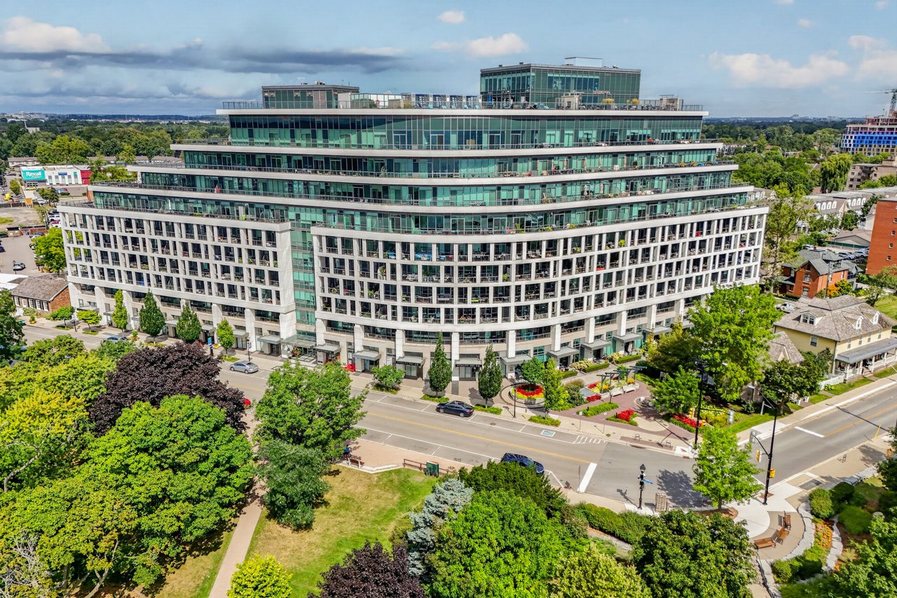 808-11 Bronte Road, Oakville