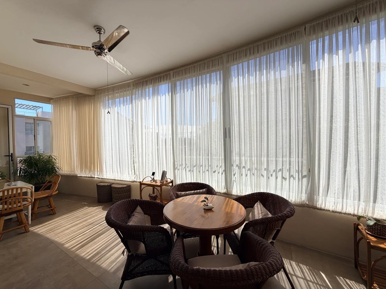 Single Story Terrace Condo, Santa Ana, San Jose