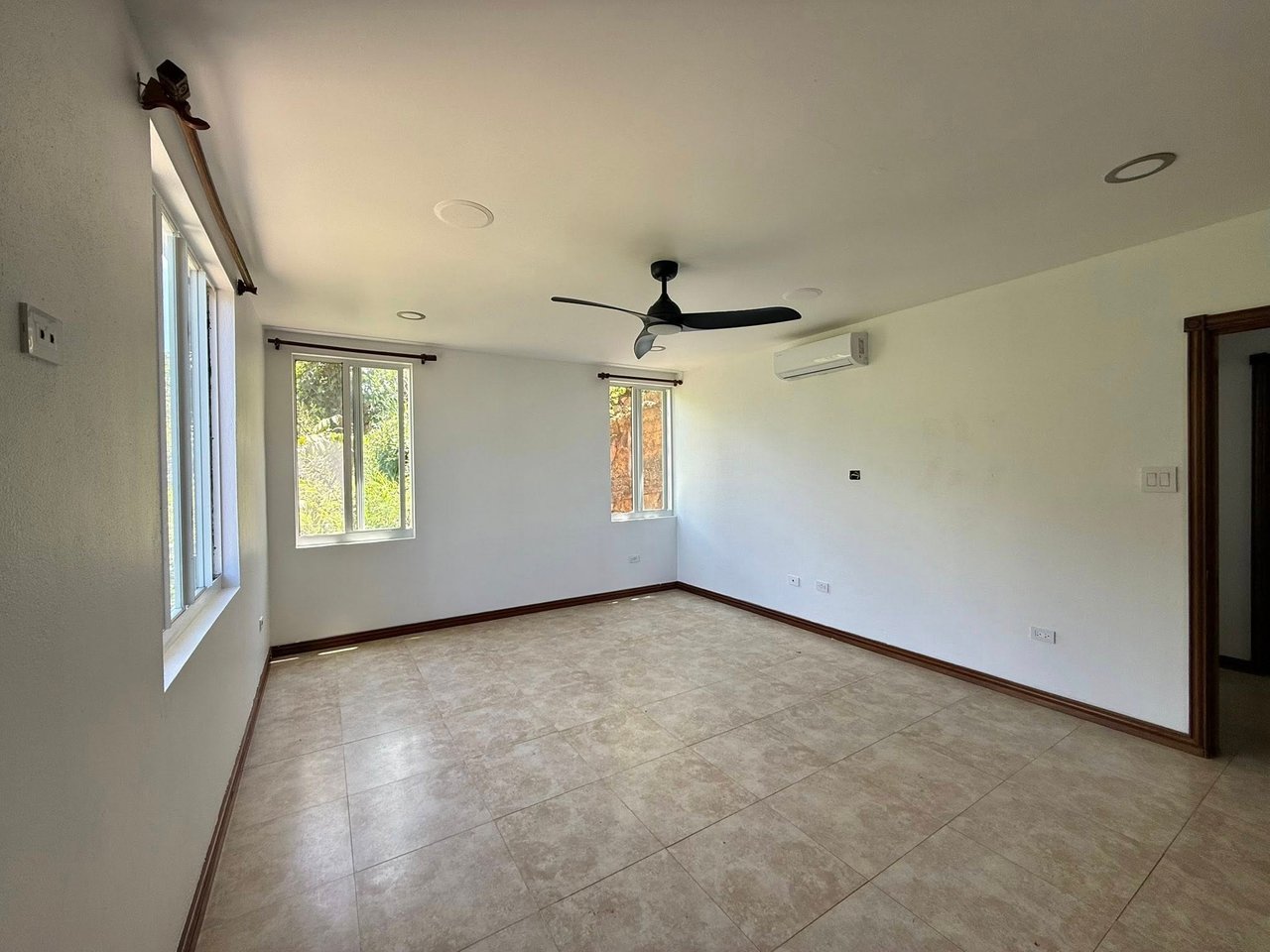 1123 Mount Healthy 2 Bedroom Apartment