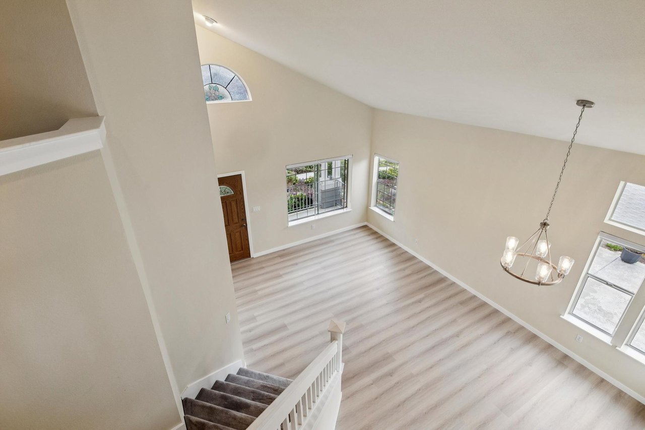 1468 Leaftree Circle