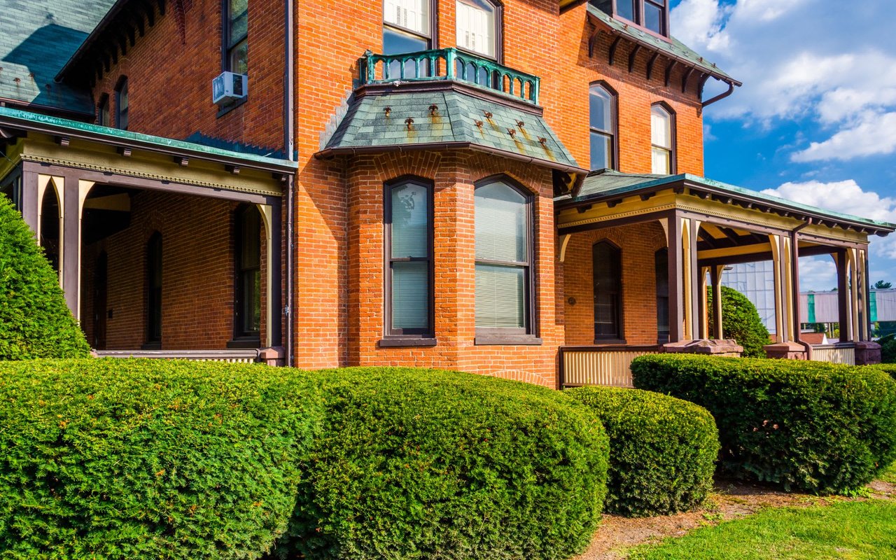 Living in Chestnut Hill, PA Single Family Homes