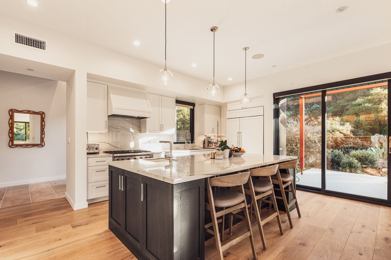 Extraordinary Modern Farmhouse 